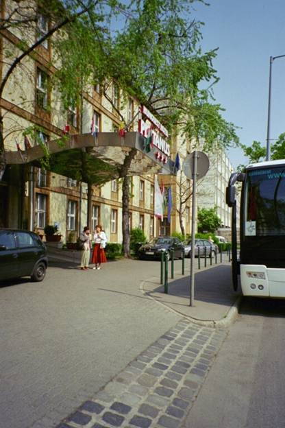 image021
