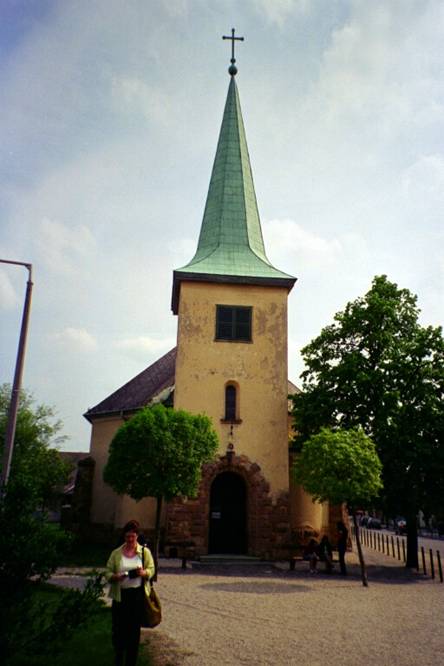 image025